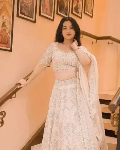Escort Service In Bandra